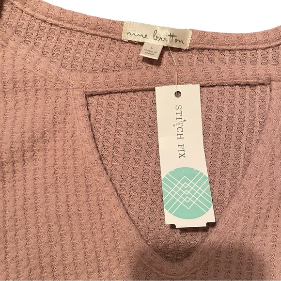 Nine Britton Stitch Fix Light Purple Key Hole Sweater Size Large - Picture 3 of 4